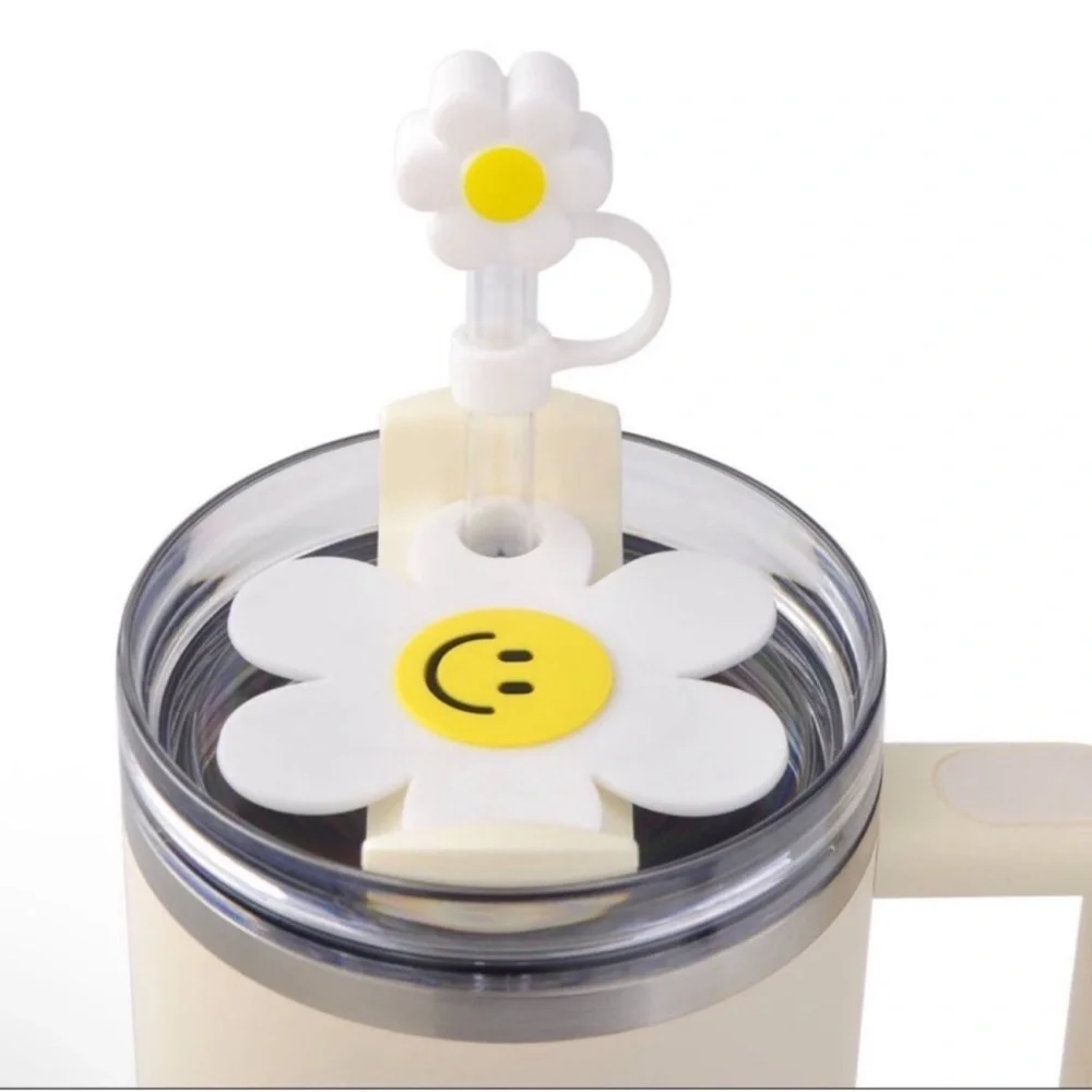 3 for $15 SALE Target Bullseye Daisy Flower Straw Topper & Tumbler Cover Set